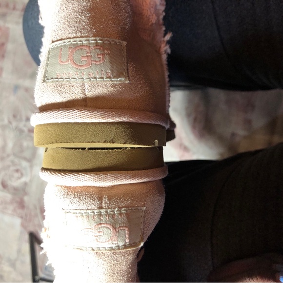 Ugg Heirloom Lace Up Pink Boots - Picture 6 of 9